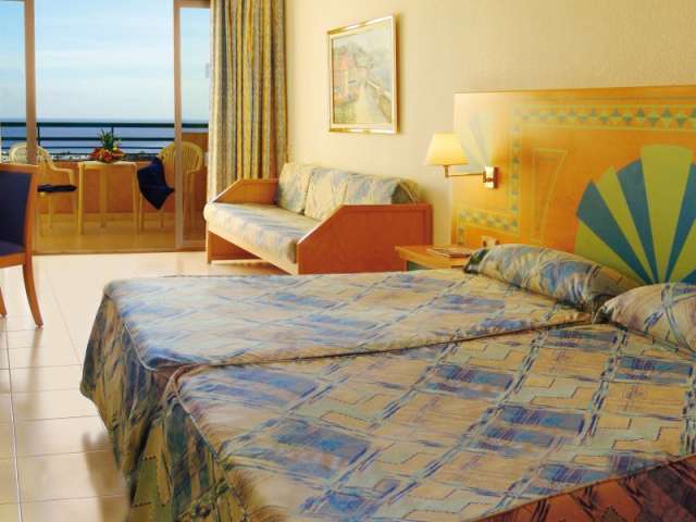 LAST MINUTE LANZAROTE, plecare din Viena, 7 nopti (GT)