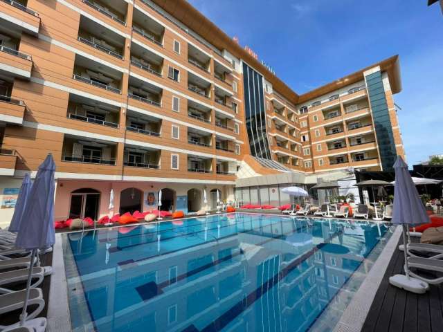 Super oferta Durres, Albania - Hotel AMH 4*