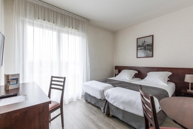 Ofertă DISNAYLAND - PARIS, sejur 3 nopți, 1 zi intrare la parc, cu plecare din Cluj Napoca (CC)