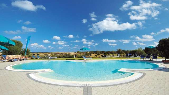 ULTRA LAST MINUTE SARDINIA 4**** ALL INCLUSIVE   FUTURA BAIA ZBOR DIN OTOPENI CU TAXE INCLUSE