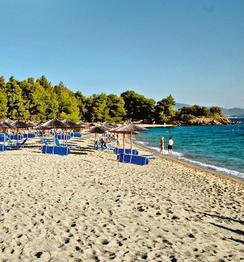  Sejur de 1 Mai si Paste la plaja in Halkidiki la doar 264 euro ,Lagomandra Beach 4*