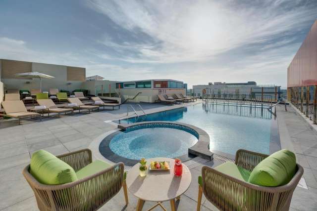 DUBAI 848  EURO / PERS PLECARE 03.10 DIN IASI -  URBAN AL KHOORY HOTEL, MIC DEJUN 
