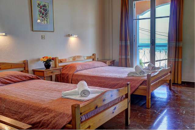ULTRA LAST MINUTE INSULA CORFU BENITSES ARCH ZBOR CHARTER OTOPENI CU TAXE INCLUSE