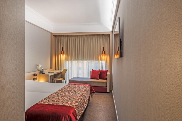 Ofertă city break Atena- Grecia, 7 nopți, cu plecare din București