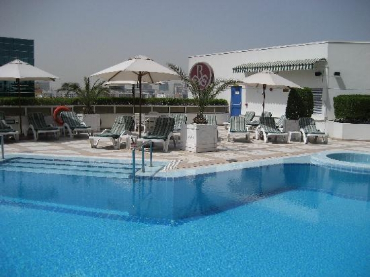 ULTRA LAST MINUTE DUBAI 5***** RENAISANCE ZBOR DIRECT DIN OTOPENI CU TAXE INCLUSE