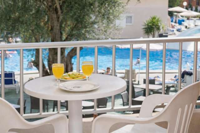 ULTRA LAST MINUTE PLAJA MALLORCA 3*** ALL INCLUSIVE CABOT TORREBLANCA ZBOR DIN OTOPENI CU TAXE INCLUSE