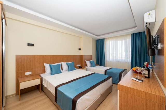 🌊 Oferta Antalya: City Break + excursie cu barca la cascada Düden, cu prânz inclus (din Cluj)-CC