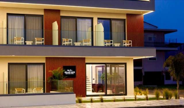 ULTIMELE LOCURI INSULA CORFU THE GRAND BOUTIQUE  4**** ZBOR CHARTER DIN OTOPENI CU TAXE INCLUSE