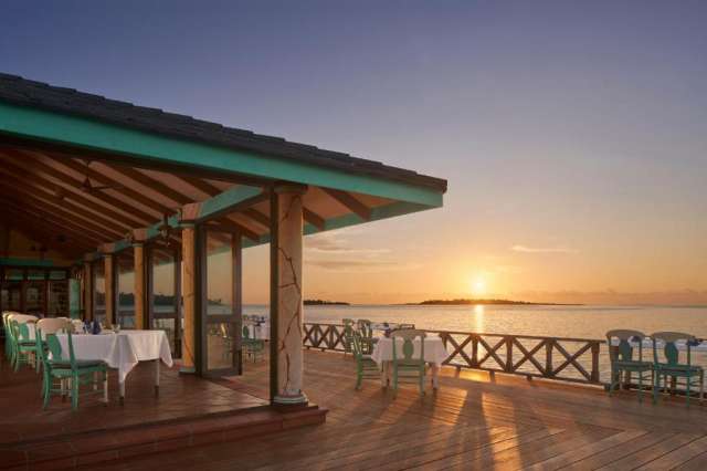 MALDIVE Best Deals -  VILLA PARK SUN ISLAND RESORT 5* - All Inclusive - Plecare din Bucuresti si Iasi !!!