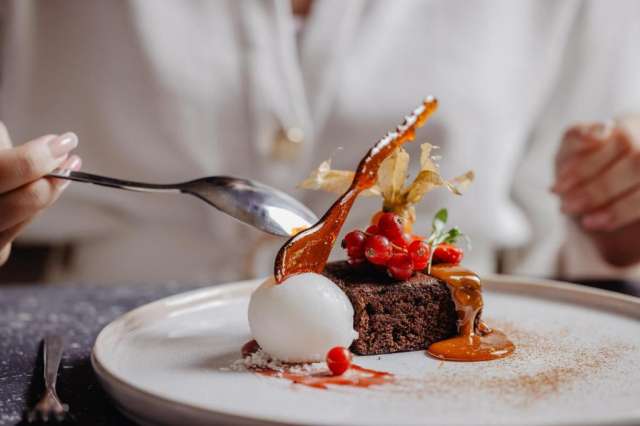 ULTRA LAST MINUTE LA PLAJA IN PORTUGALIA 4**** DEMIPENSIUNE AQUA PEDRA ZBOR DIN OTOPENI CU TAXE INCLUSE