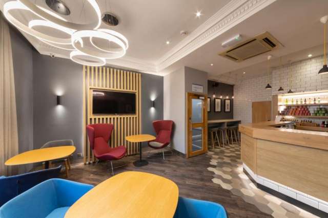 Weekend de 1 Mai in Londra -  Holiday Inn Express Victoria 3* - zbor direct din Constanta