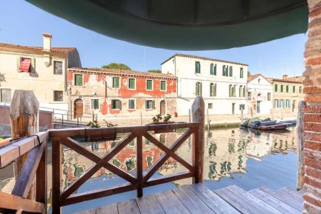 Last Minute - Venetia de Carnaval / Eurostars Residenza Cannaregio 4* - plecare din Budapesta in 09.02