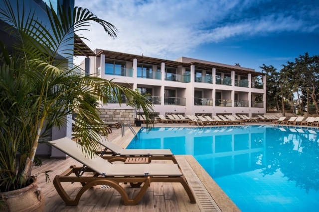 ULTRA LAST MINUTE INSULA CRETA 5***** ALL INCLUSIVE GOUVES WATERPARK ZBOR DIN SIBIU/CLUJ NAPOCA/OTOPENI CU TAXE INCLUSE