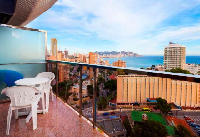 Sejur de 8 Martie in Benidorm la doar 430 euro,avion din Bucuresti!!!Gran Bali 4* pensiune completa