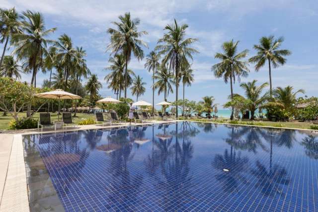 Thailanda - Krabi - KANTARY BEACH HOTEL VILLAS &amp; SUITES 5* / mic dejun