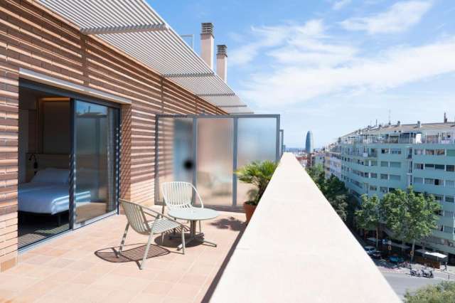 Oferta Revelion BARCELONA  (IR)