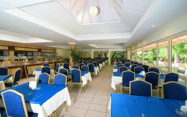 LAST MINUTE ARES BLUE HOTEL 4* ALL-INCLUSIVE AVION SI TAXE INCLUSE TARIF 412 EURO!