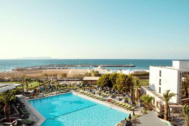 CRETA HOTEL BELLA BEACH HOTEL 5*AI AVION SI TAXE INCLUSE TARIF 603 EUR