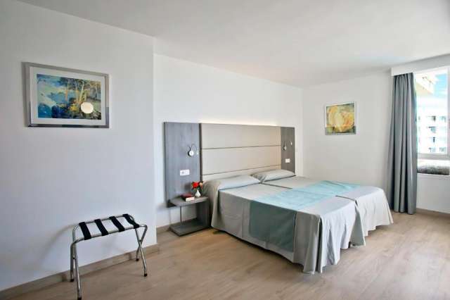 MALLORCA - 7 nopti cazare cu all inclusive + bilet avion Craiova + taxe aeroport + transferuri = 759 euro/pers