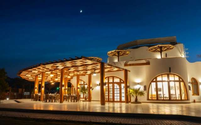 SHARM EL SHEIKH HOTEL Safir Dahab Resort(ex.Dahab Resort) 5* AI AVION SI TAXE INCLUSE TARIF 591  EURO