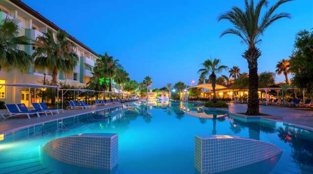 Sejur in Antalya: 485 euro cazare 7 nopti cu All inclusive+ transport avion+ toate taxele 