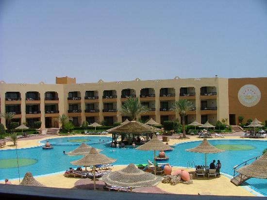 SHARM EL SHEIKH Deals - NUBIAN VILLAGE 5***** All Inclusive Charter din Bucuresti!