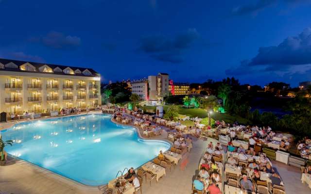 OFERTA EARLY BOOKING CAZARE TURCIA VICTORY RESORT HOTEL 5*, 7 NOPTI, ULTRA ALL INCLUSIVE DE LA 618 EURO/PERSOANA
