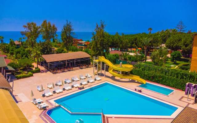 LAST MINUTE TURCIA  Clover Magic Garden Beach 4* AI AVION SI TAXE INCLUSE TARIF 519 EURO