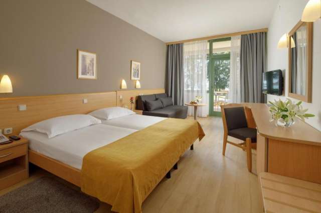 Last Minute Croatia / Aurora Plava Laguna 4* - Umag
