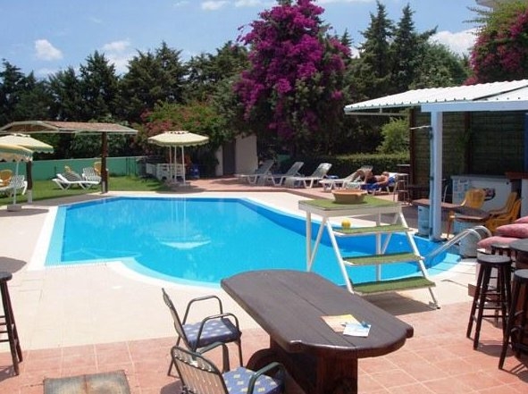 ULTRA LAST MINUTE INSULA RODOS GORGONA STUDIOS ZBOR DIRECT DIN CLUJ NAPOCA CU TAXE INCLUSE