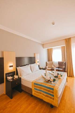 09.08 Ultimele locuri Turcia-Antalya, plecare din Craiova Hotel Viking Garden Kemer 619 euro/pers Nota 7.5
