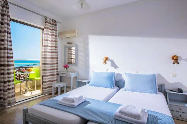 ULTRA LAST MINUTE INSULA CRETA SMARANDIGNE BEACH  ZBOR CHARTER DIN OTOPENI CU TAXE INCLUSE
