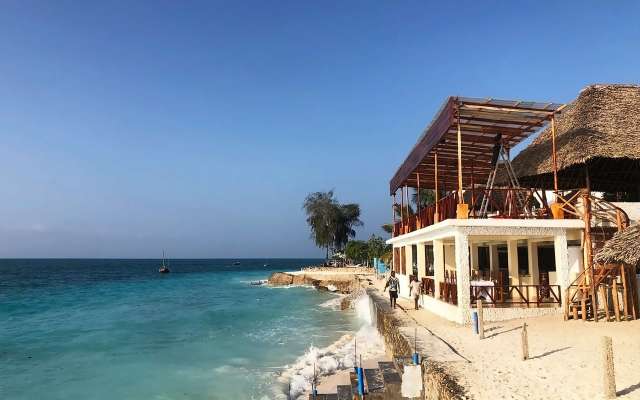 LAST MINUTE ZANZIBAR  Double A Nungwi Beach Hotel 4*  BB AVION SI TAXE INCLUSE TARIF 1855 EUR
