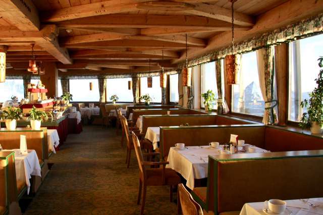  Burghotel Ehrenbachhohe