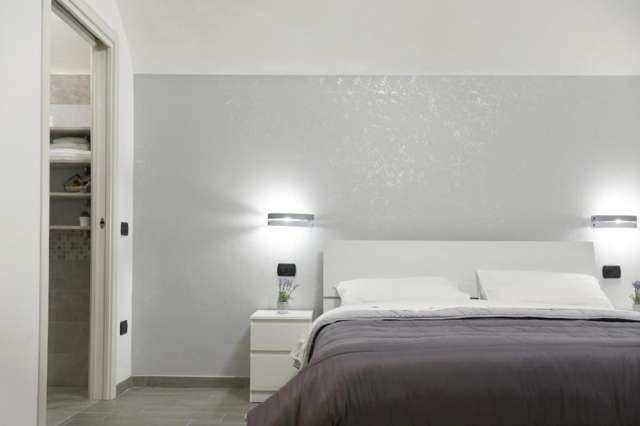 City Break in Napoli:de la 259 euro cazare 3 nopti cu mic dejun+ transport avion+ toate taxele