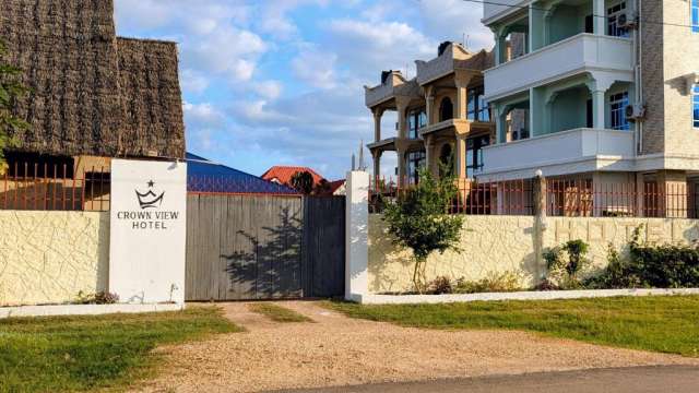 ULTRA LAST MINUTE ZANZIBAR CROWN NUNGWI 7 NOPTI ZBOR DIRECT DIN OTOPENI CU TAXE INCLUSE