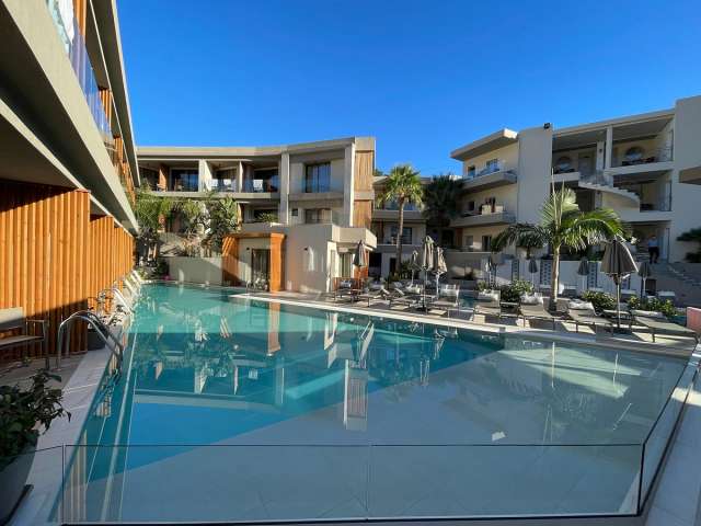  Vacanta de Paste in Creta la doar 549 euro,avion din Cluj!!!San Antonio Boutique 4*