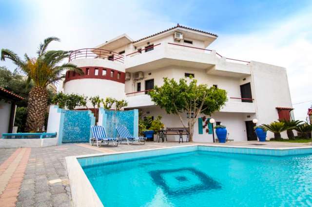 CRETA   Irilena Hotel 2* AVION SI TAXE INCLUSE TARIF 368 EUR