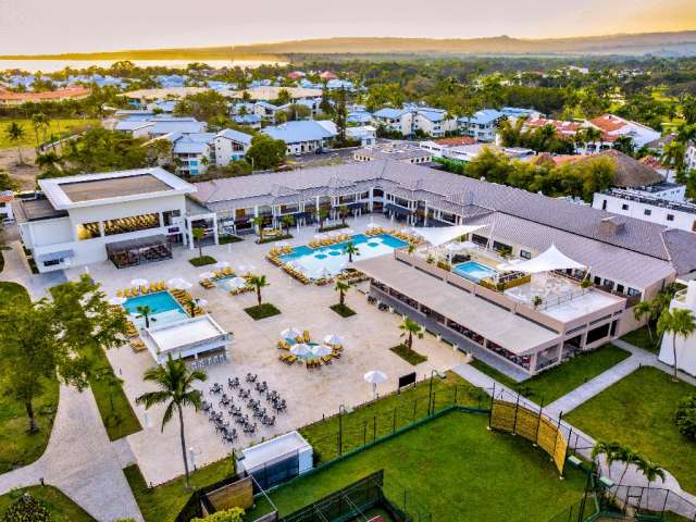 LAST MINUTE DOMINICANA PUERTO PLATA   EMOTIONS PLAYA DORADA 4* AI AVION SI TAXE INCLUSE TARIF 2022 EUR
