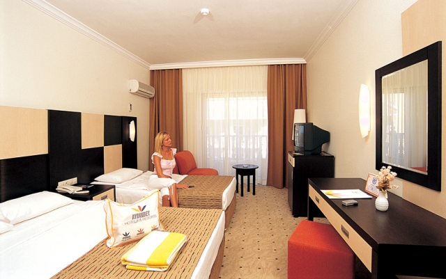 ANTALYA HOTEL AYDINBEY FAMOUS RESORT 5* UAI AVION SI TAXE INCLUSE TARIF 505 EUR