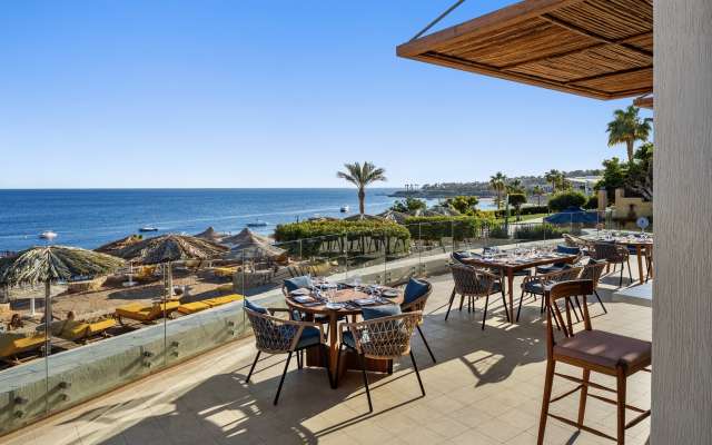 LAST MINUTE SHARM EL SHEIKH HOTEL Doubletree By Hilton Sharks Bay (Beach Side) 4* AI AVION SI TAXE INCLUSE TARIF 530 EUR