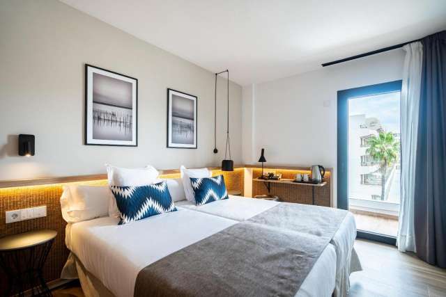  Sejur la plaja in Mallorca la doar 1253euro ,avion din Bucuresti!!! THB Bamboo Alcudia 4* adult s  only