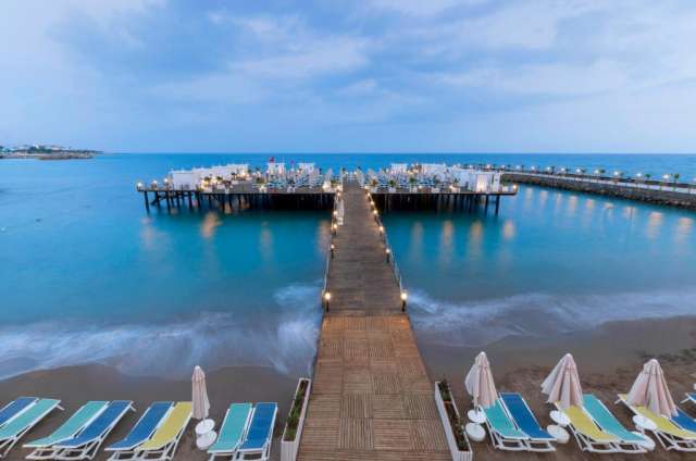 Sejur de toamna la plaja in Turcia la doar 555 euro,avion din Bucuresti!!!Hotel Mary Alanya 5*