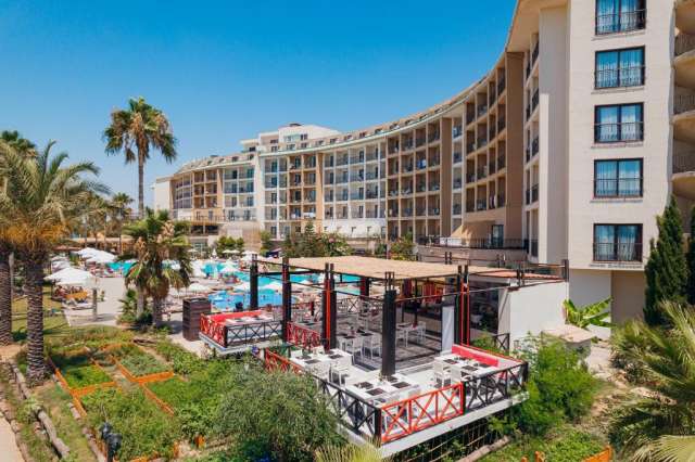 Early Booking!!!Sejur de Paste la plaja in Turcia la 529 euro,avion inclus! Selectum Family Comfort Side 5*