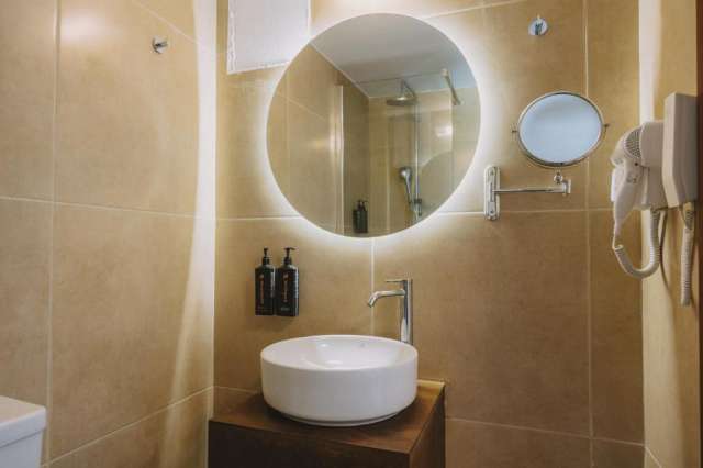 ULTIMELE LOCURI CRETA HERAKLION, AVION DIN BUCURESTI, LA HOTEL CASA DI NOTOS 4*, LA TARIFUL DE 625 EURO/PERSOANA, AI!