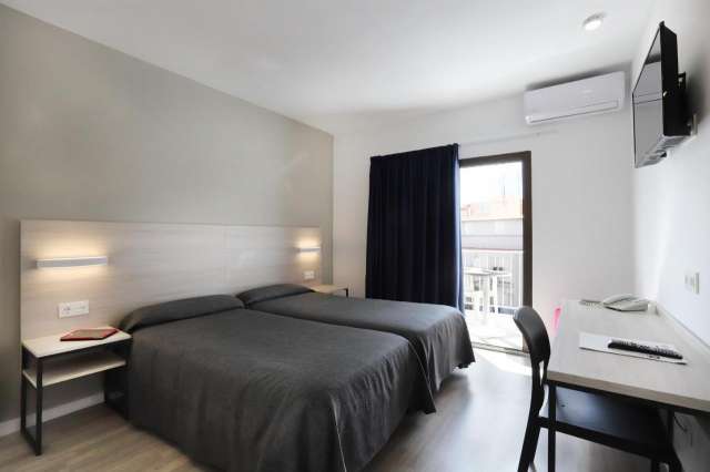  Ultra last min!!!Sejur la plaja in Benidorm la doar 705 eur,avion din Cj!!!Hotel Brasil 
