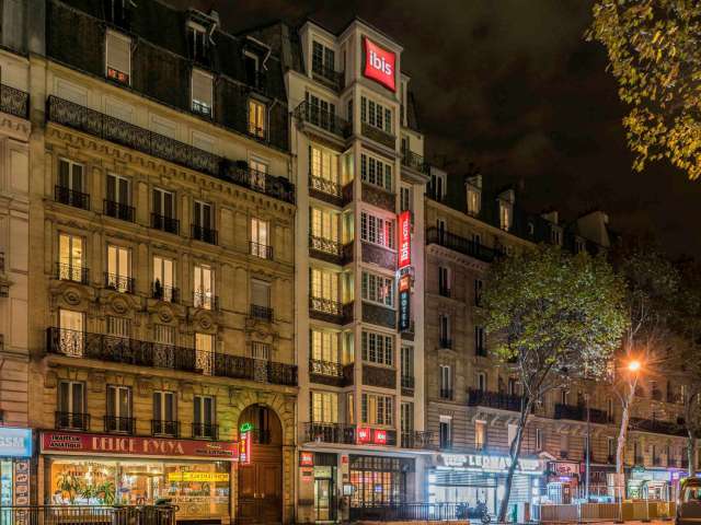 SUPER OFERTA!!! CITY BREAK IN PARIS, CU PLECARE DIN CLUJ-NAPOCA (CPI) 