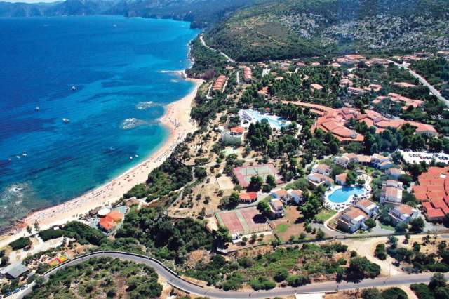 ULTRA LAST MINUTE SARDINIA 4**** CLUB ESSE PALMASERA ZBOR DIN OTOPENI CU TAXE INCLUSE