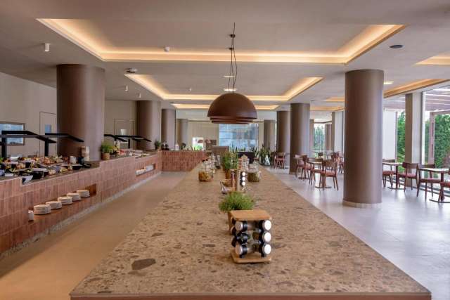 CRETA Deals - ZEUS HOTELS YDORIA RESORT 4* All Inclusive si alte Oferte Charter din Bucuresti ,TAXE INCLUSE!