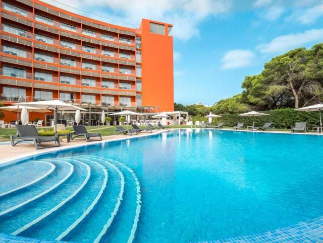 ULTRA LAST MINUTE LA PLAJA IN PORTUGALIA 4**** DEMIPENSIUNE AQUA PEDRA ZBOR DIN OTOPENI CU TAXE INCLUSE